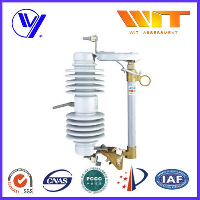 よい価格 磁器はサブステーション力の保護24KV - 27KVのための陶磁器のヒューズの排気切替器を収容した オンライン